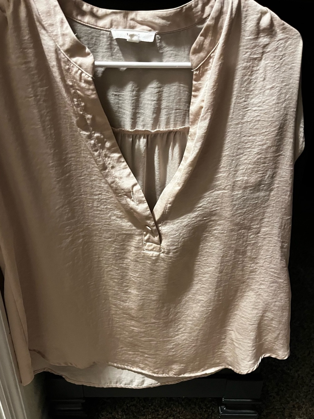mine cream/beige V-Neck Sleeveless Top